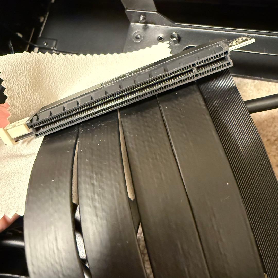 LIAN LI A4-H2O PCケース