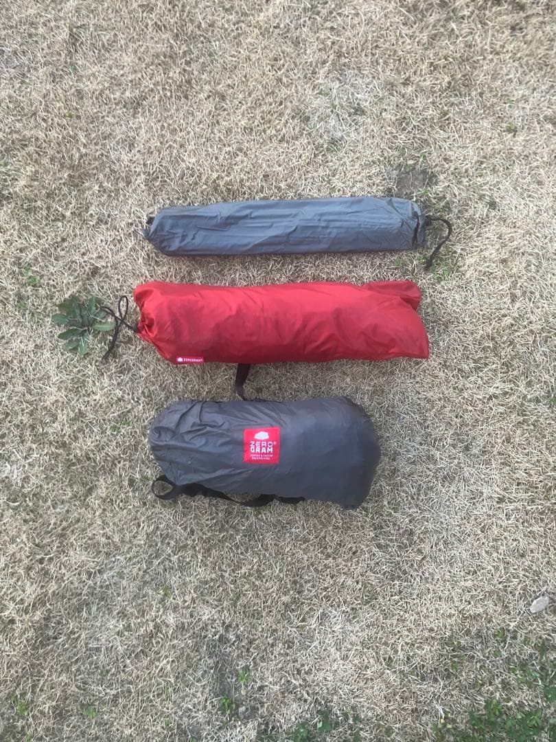 5000円値引き中　ZEROGRAM ドーム型テント レッド　赤　自立　レア