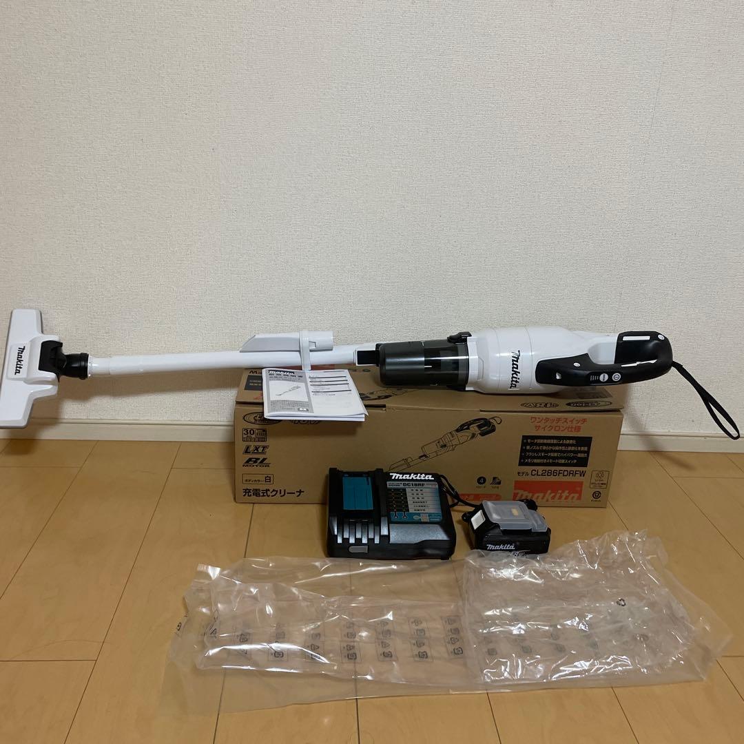 よ*わ様 新品 マキタ CL286FDRAW 充電式クリーナー バッテリー充電器