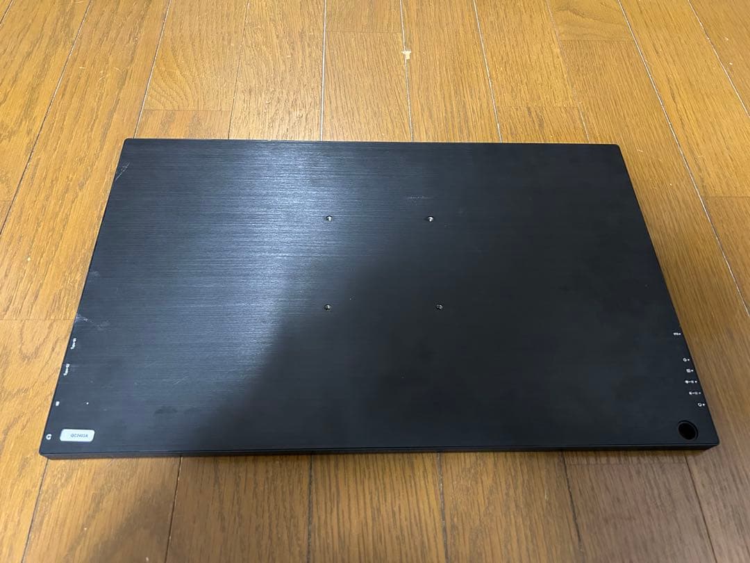 EVICIV 17.3インチ 4K モバイルモニター VESA対応