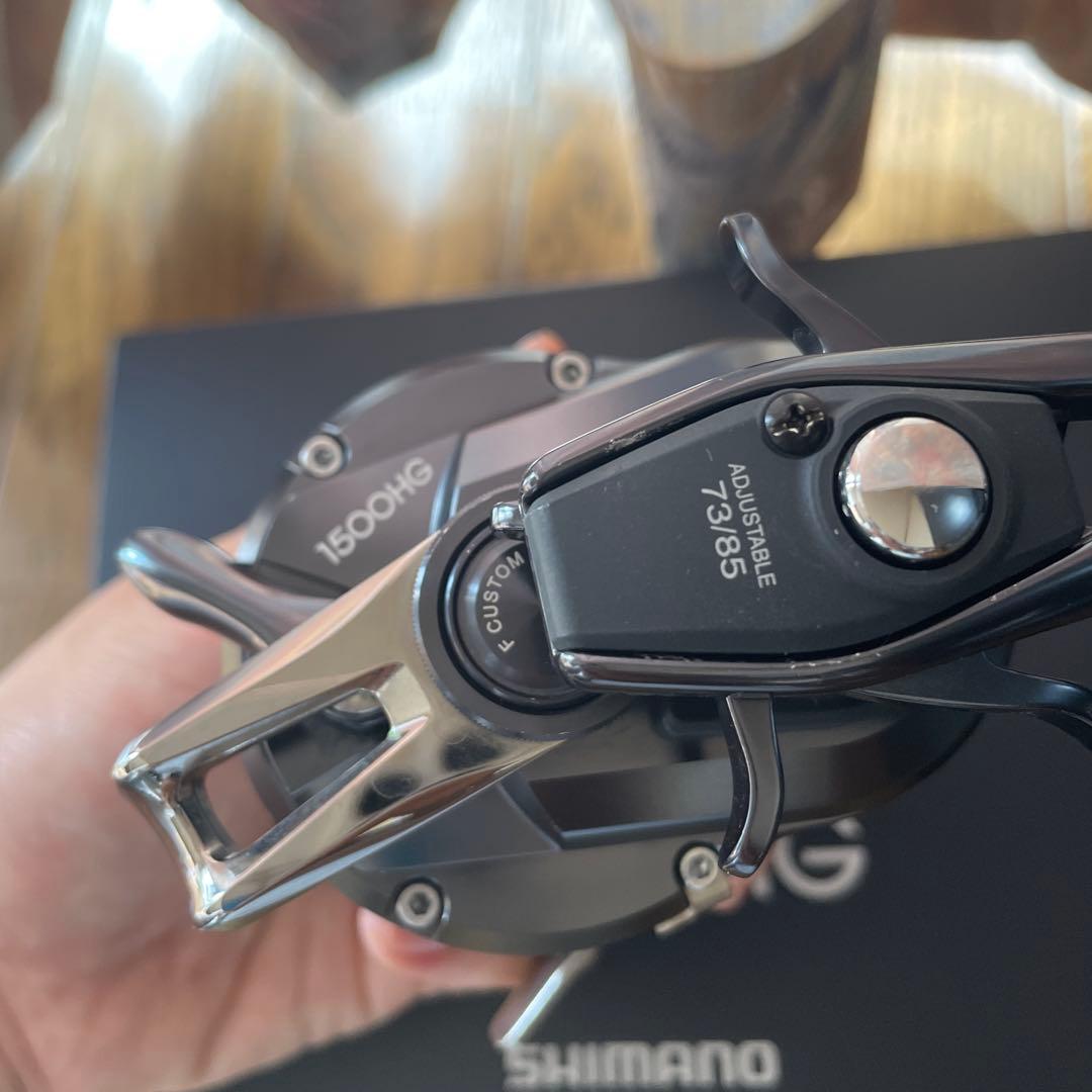 最終お値下げ: 美品・ほぼ未使用　シマノ オシアジガー Fカスタム 1500HG