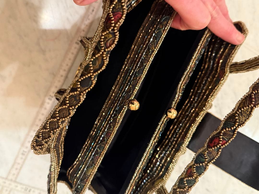 精巧なビーズ刺繍　和装バッグ　新品未使用