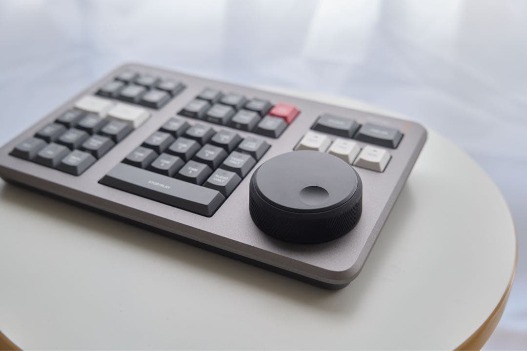 DaVinci Resolve Speed Editor (ライセンス付き)