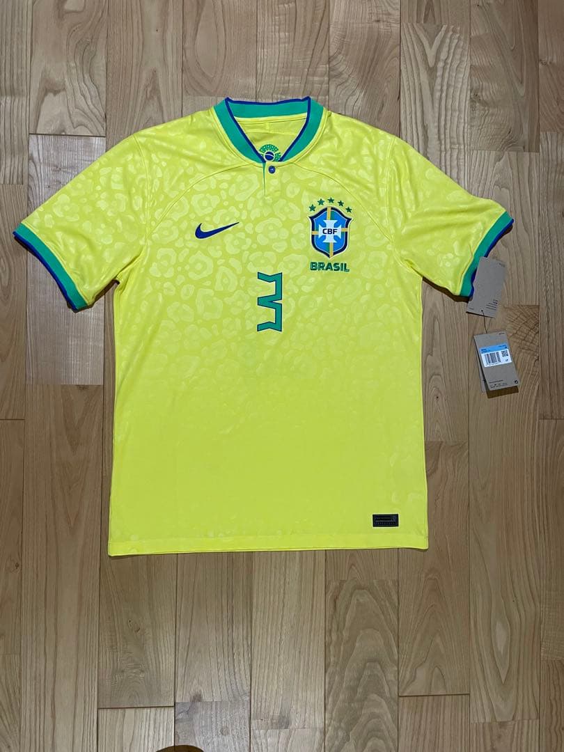 チアゴ・シウバ　ブラジル代表　22-23背番号3 正規品