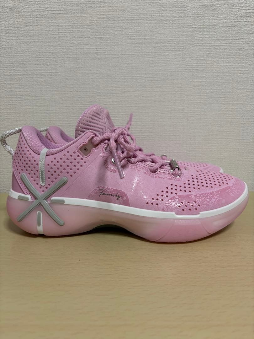 LI-NING ピンク バッシュ 25.0cm 美品