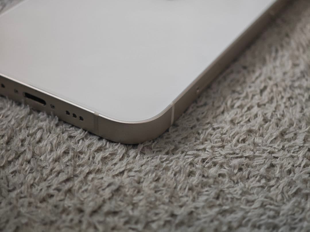 Apple iPhone13 128GB 本体