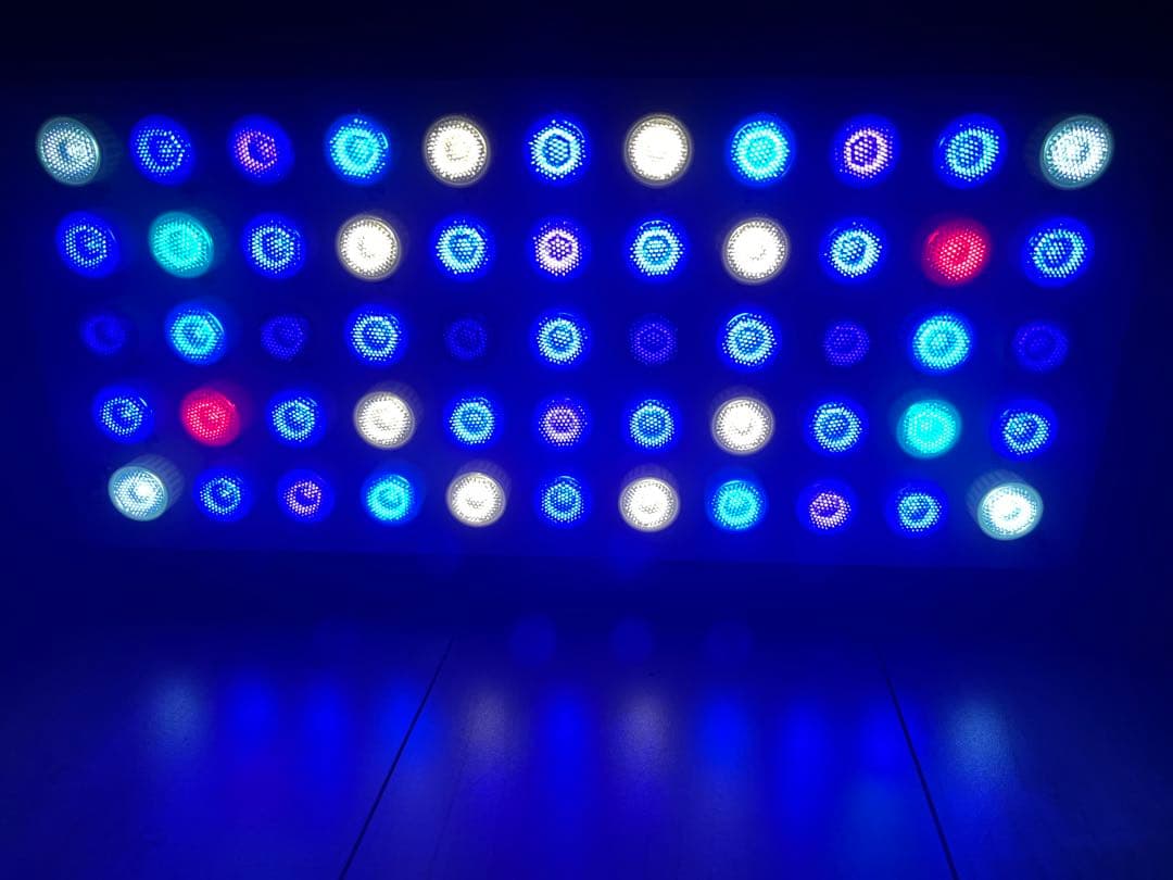 LED水草ライト 多色 3ファン