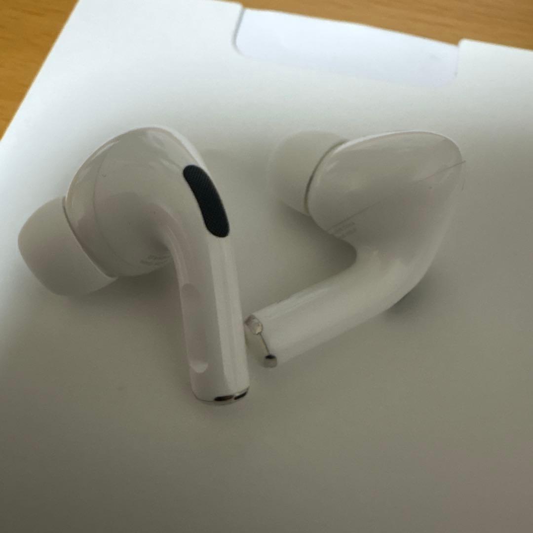 AirPods Pro（第2世代）Lightningモデル Apple正規品