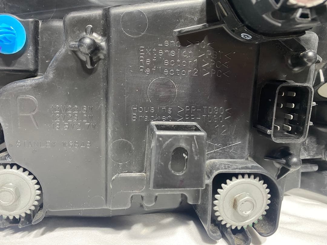 ダイハツ ハイゼットトラック S500P 後期 LED ヘッドライト 右 純正