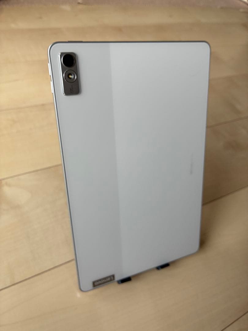Lenovo TAB7 ホワイト
