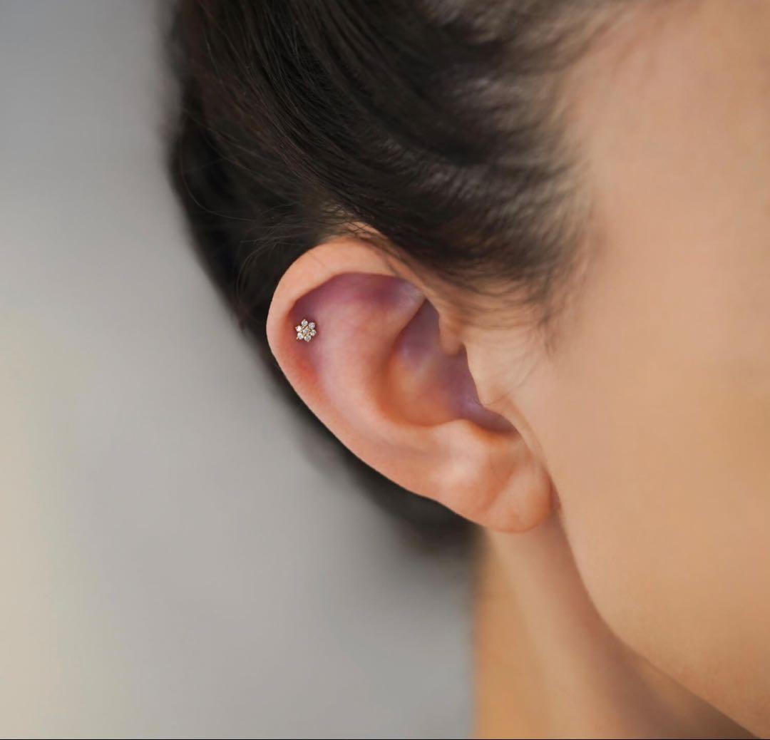 PICOLLET K18YG/PT ダイヤモンドフラワーピアス