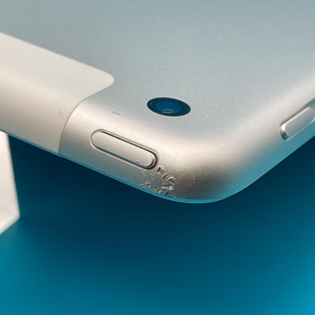 iPad (第5世代) Wi-Fi + Cellularモデル128GB