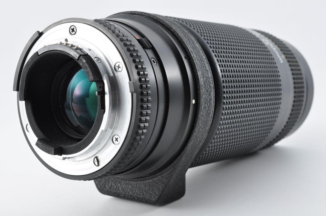 Nikon ニコン AF Nikkor 75-300mm F/4.5-5.6