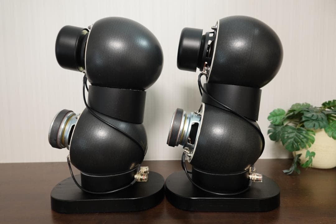 【コーン還流式スピーカー　並列二連式】　ほぼ新品　無指向性・立体音響