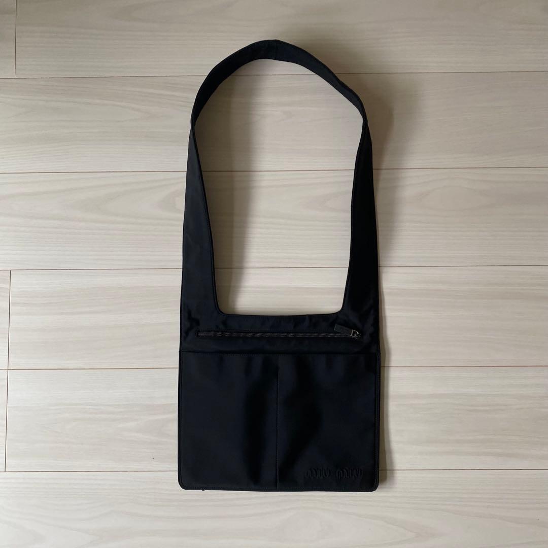 バッグ 1990s archive miumiu nylon shoulder bag