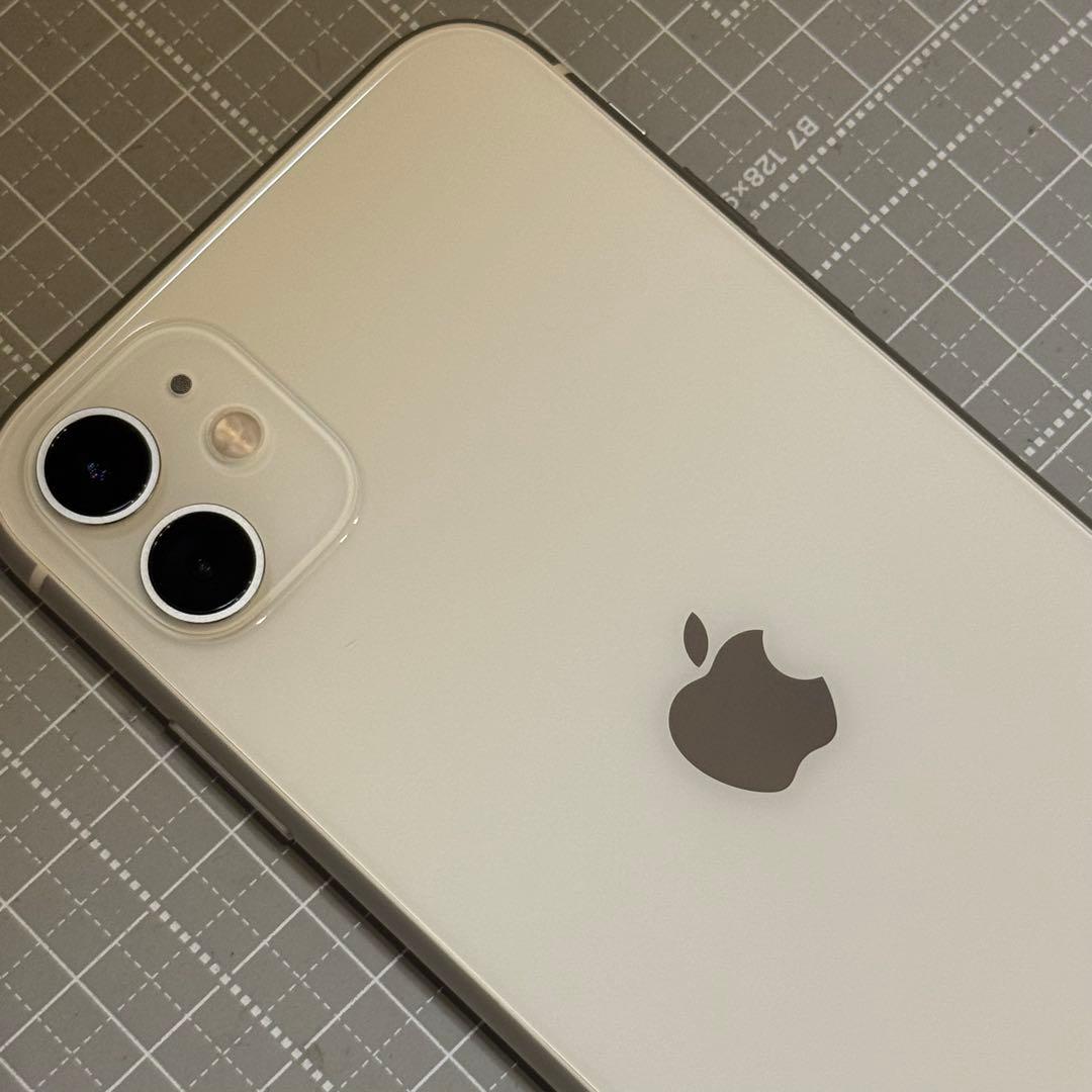 iPhone11 256GB 純正バッテリー99%