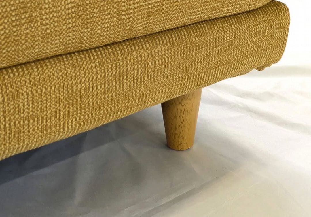 日本製　２人掛けソファ　イエロー　幅120×奥行98×高さ61cm