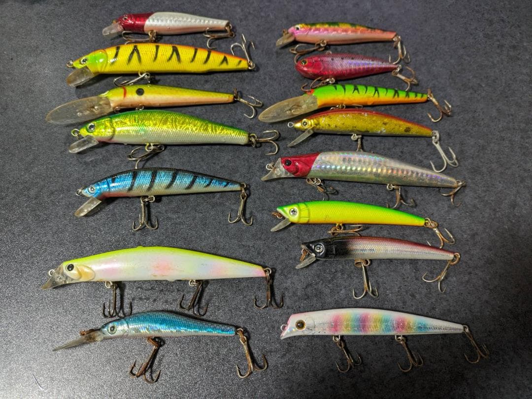 総計100点以上！コモモ＆エリ10　シーバスルアー多め　ワインドなどまとめ売り！