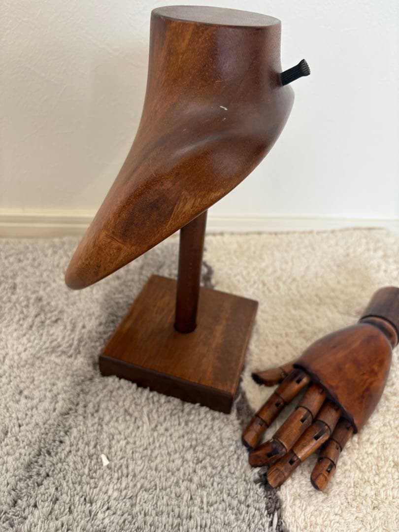 木製トルソーと手型マネキンセット