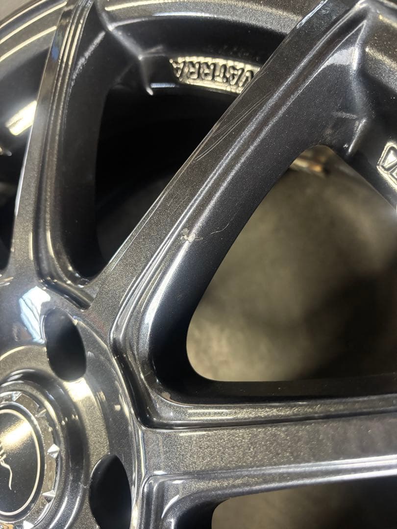 アルファードヴェルファイア　225/60R17 トーヨーウィンタートランパスTX