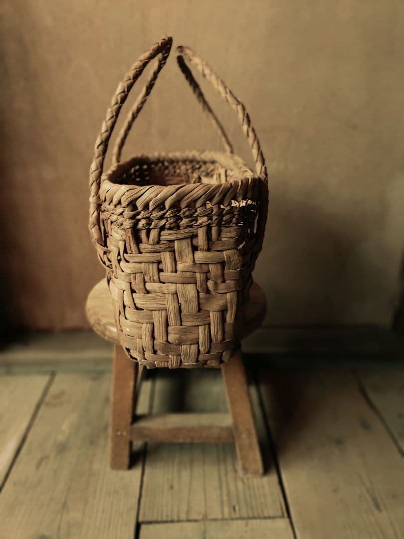 ウ*ラ様 信州安曇野の山葡萄かごバック。里山手仕事。