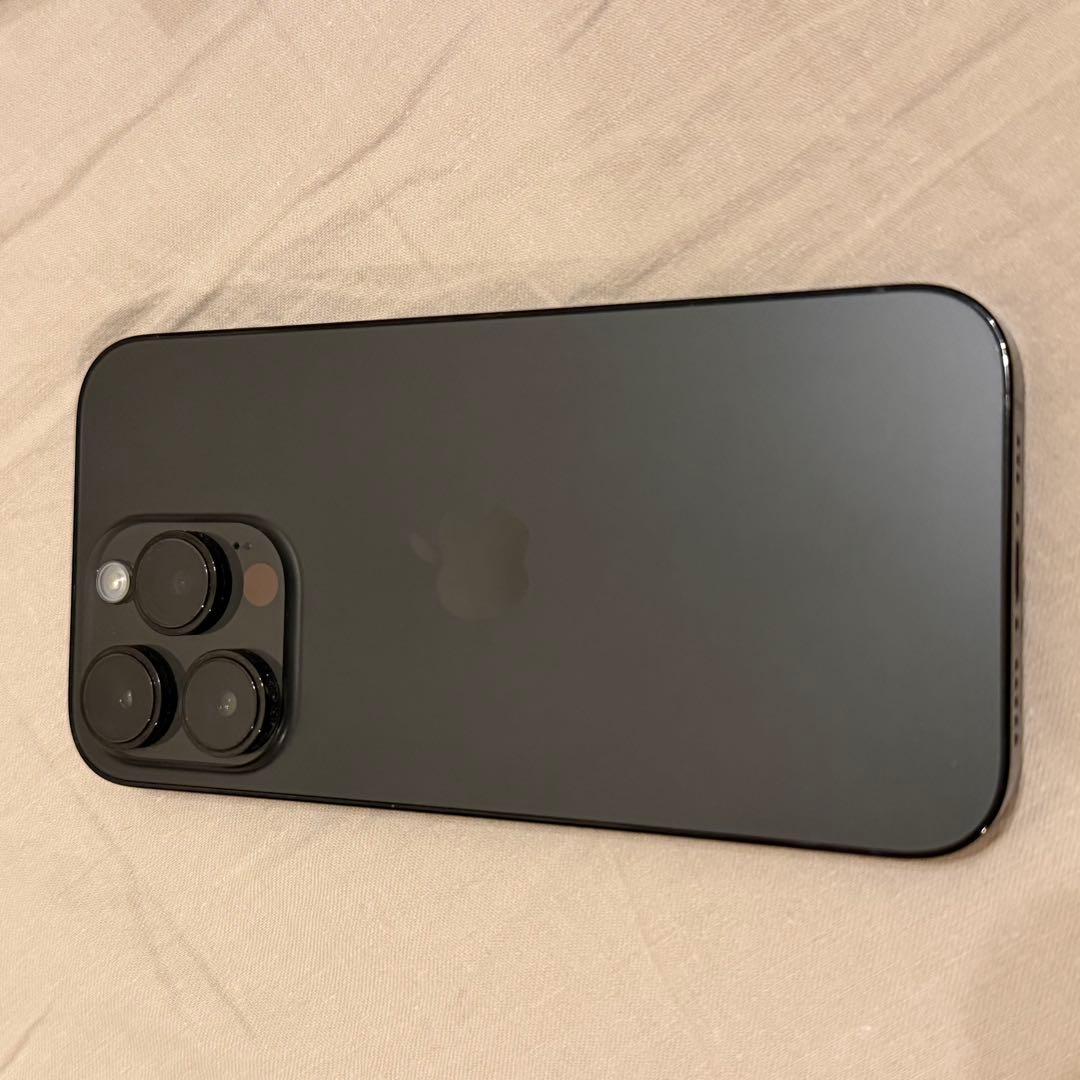 Apple iPhone 14 Pro スペースブラック