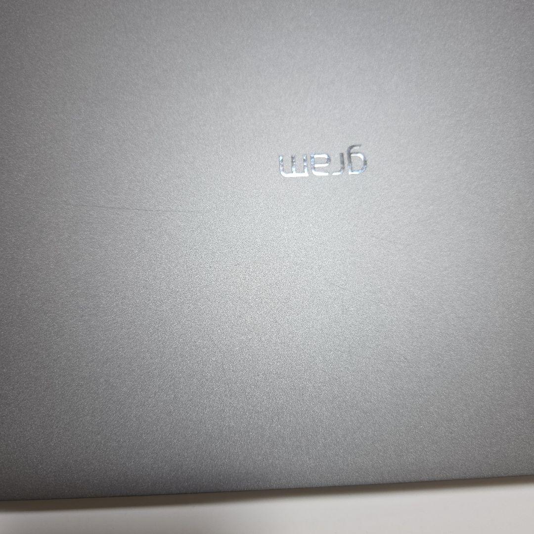 LG gram 14インチ（i7/8GB/512GB/Win11）