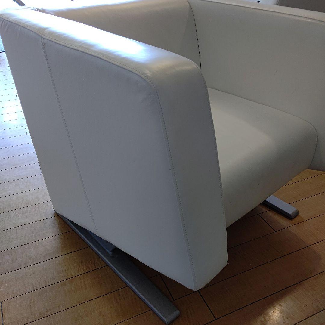 椅子　オフホワイト