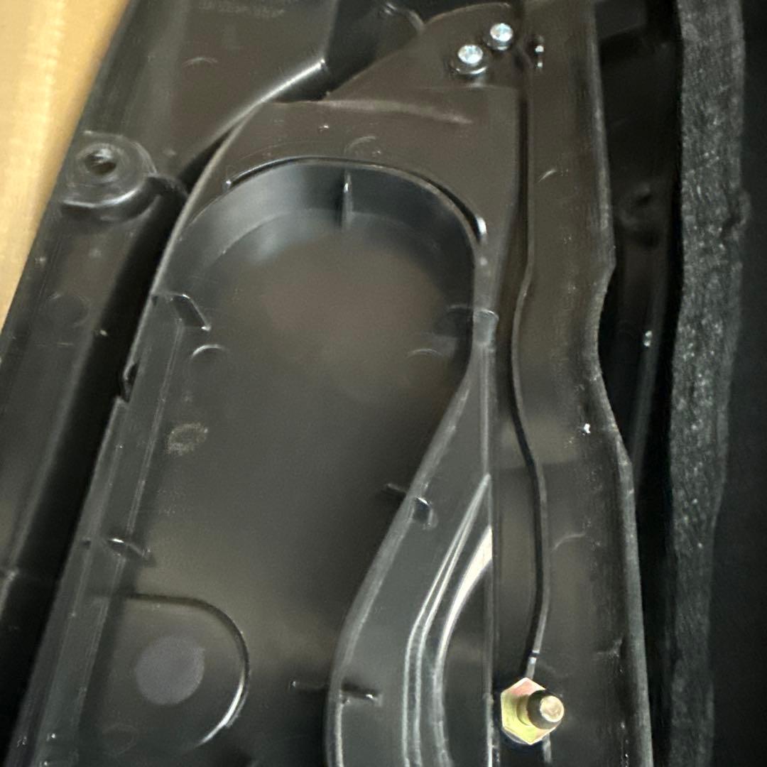 ハイエース　テールランプ