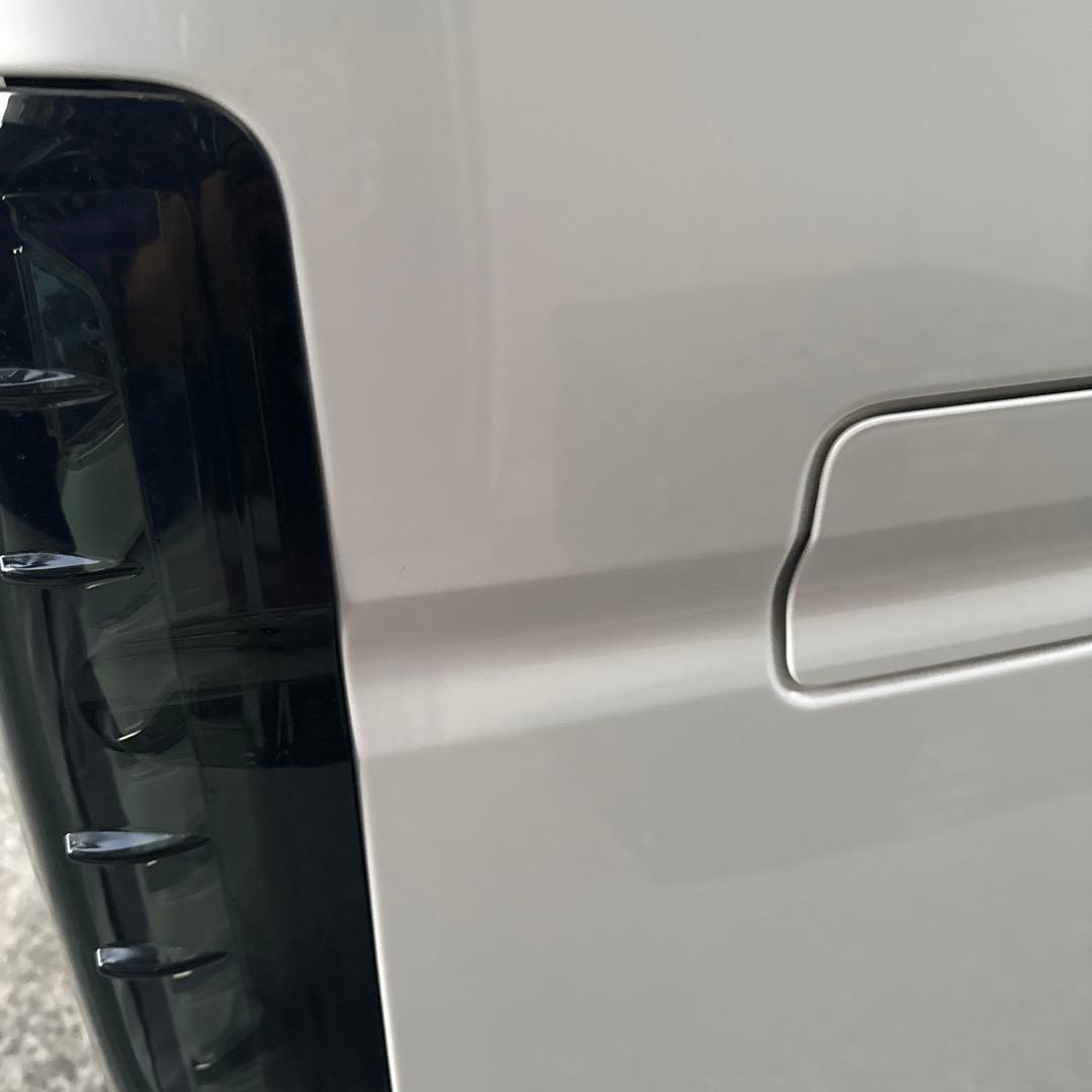 ハイエース　テールランプ