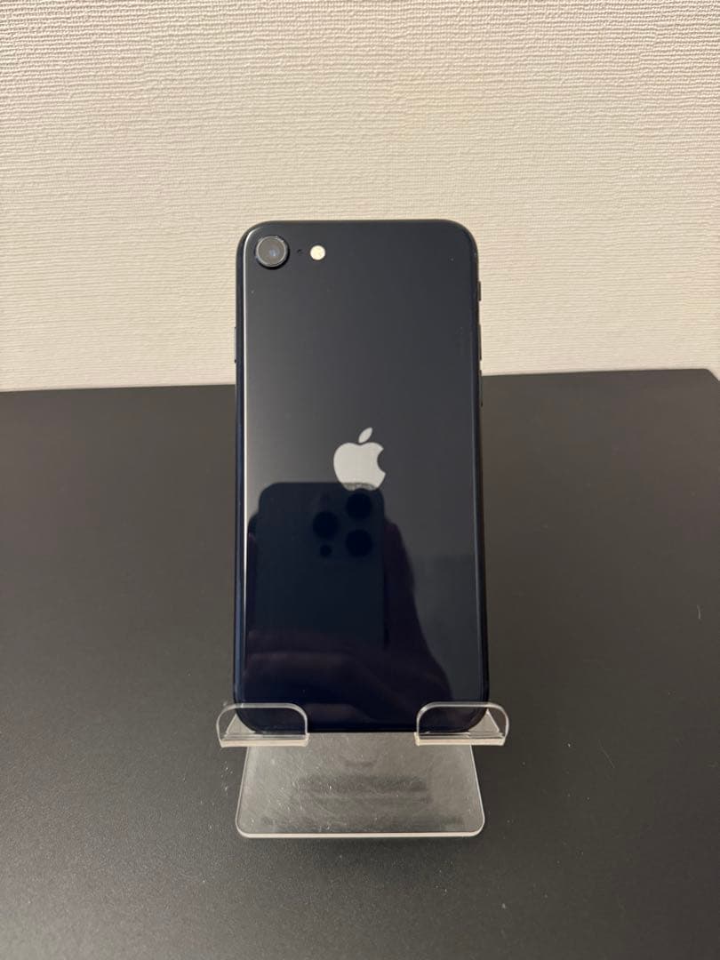 極美品 128GB Apple iPhone SE 3 第三世代 日本版 se3