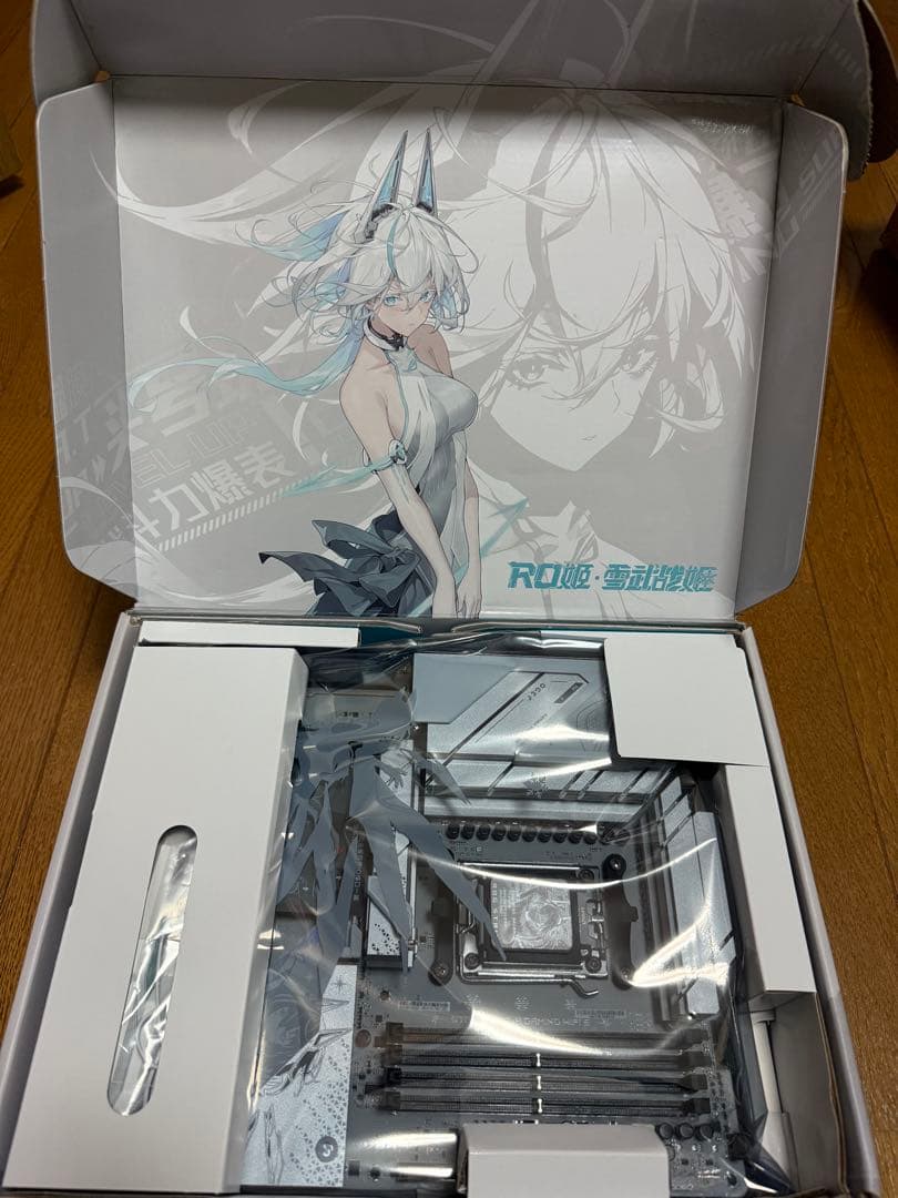 rog b850-A 吹雪 中国限定品