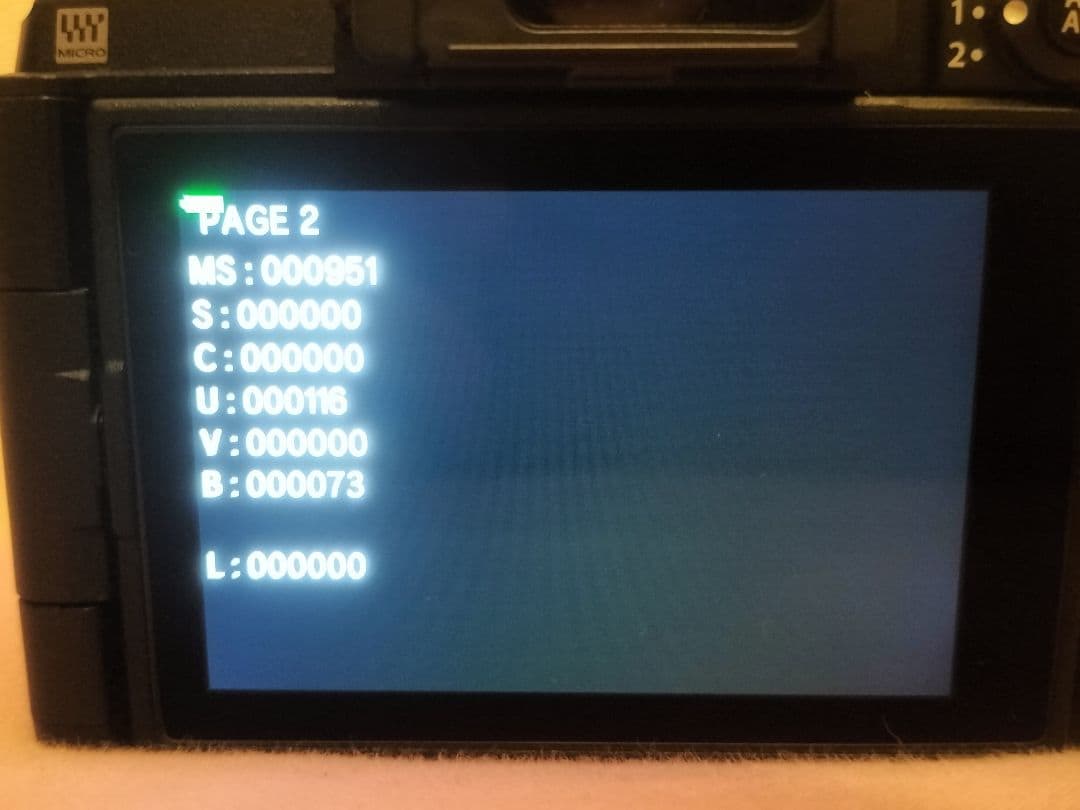 【美品】OM SYSTEM OM-5 ブラック本体+純正グリップ+純正フラッシュ