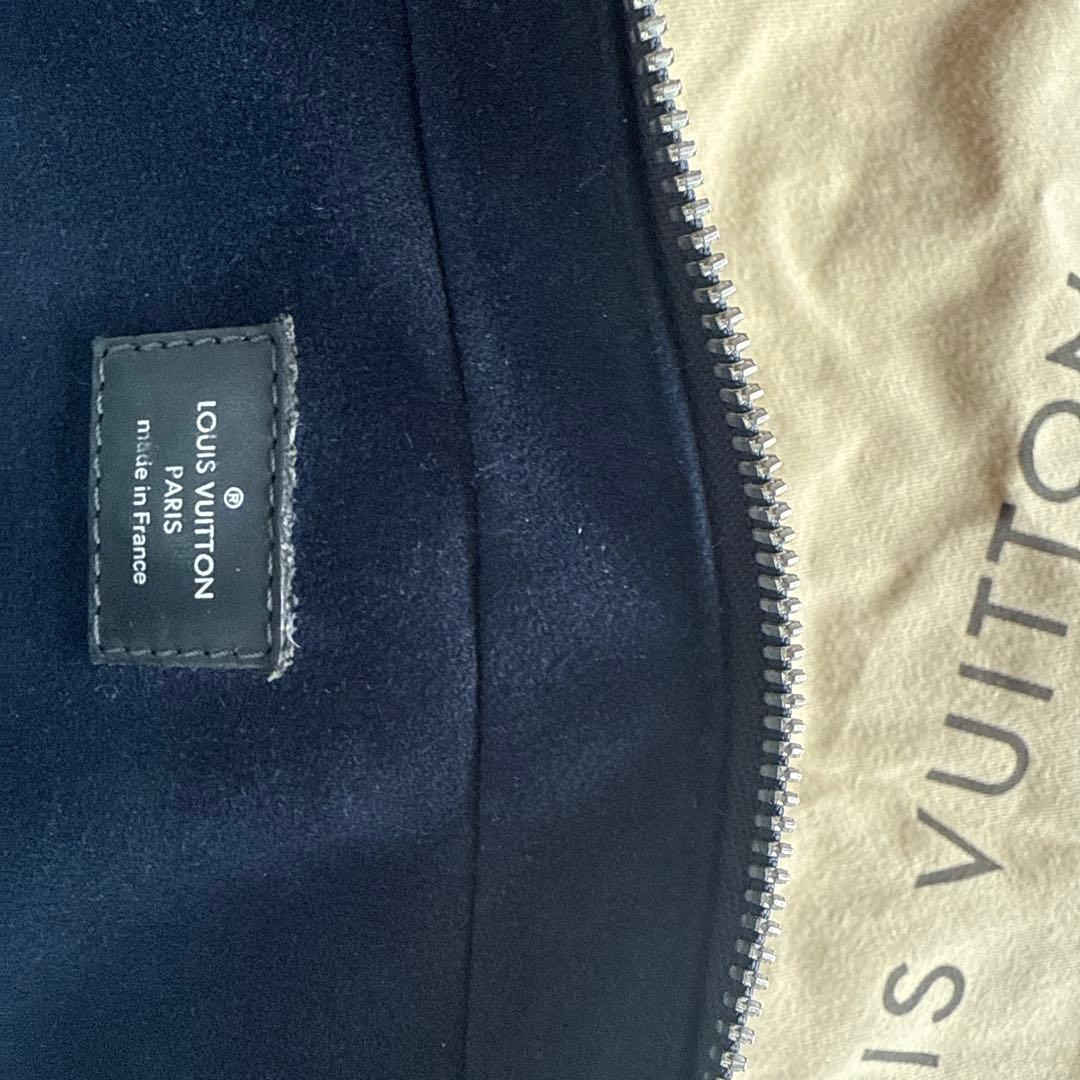 Louis Vuitton エピレザー ビジネスバッグ ネイビー