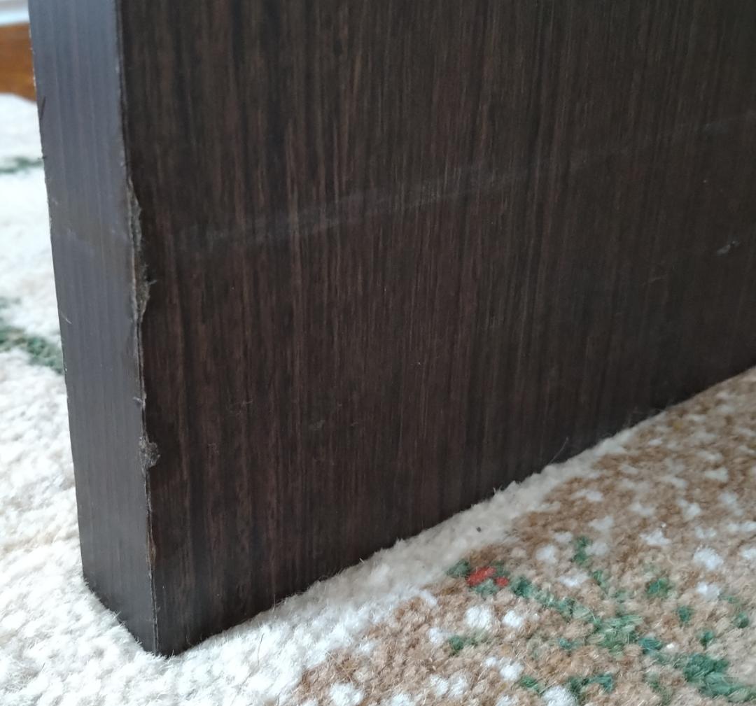 コンパクトな机　　引き出し・スライド式天板・電源コンセント付き