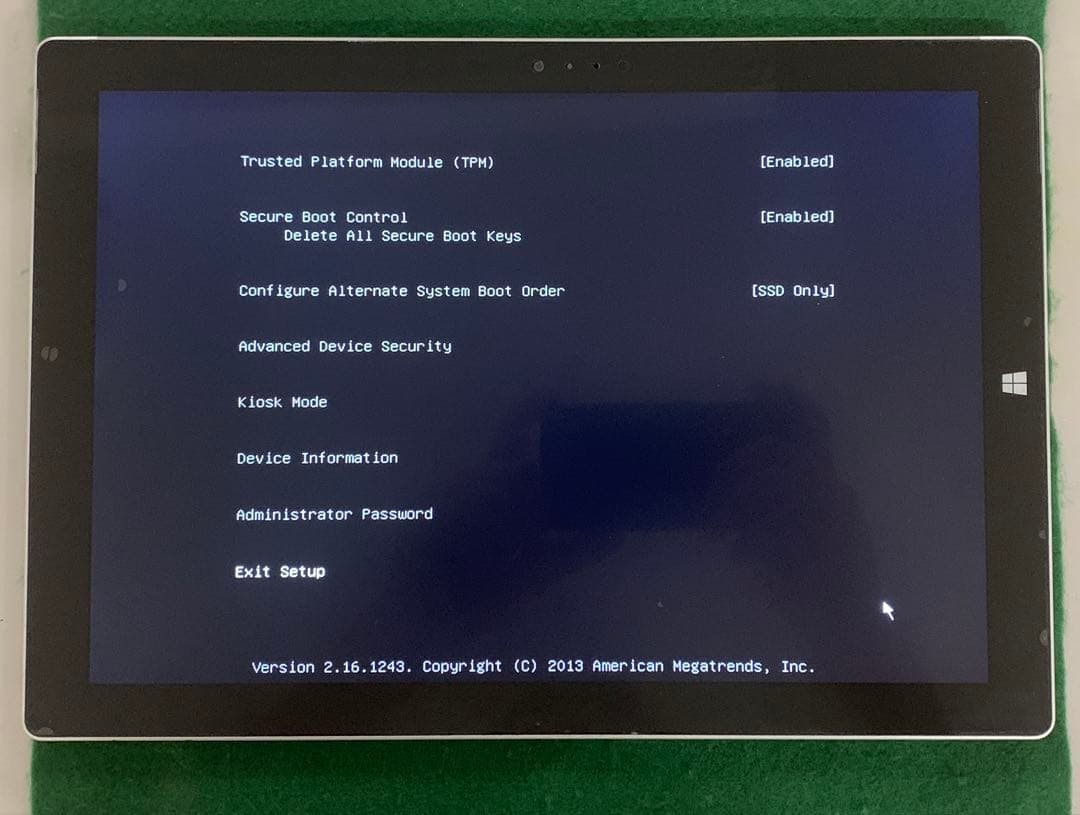 Windowsタブレット本体 Microsoft Surface Pro 3 1631 64GB (JK)