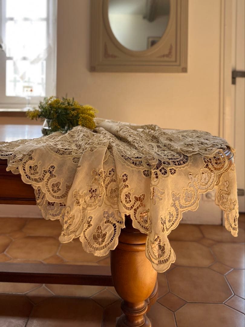 ◆フランスアンティークお宝級手刺繍超大判テーブルクロス大きいベッドカバーソファー