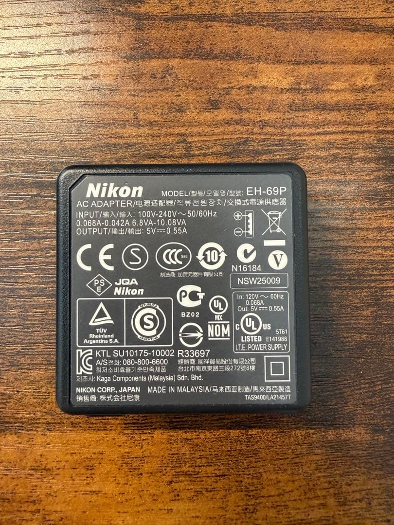 小*ビ様 【ジャンク品】Nikon COOLPIX P310 コンパクトデジタル