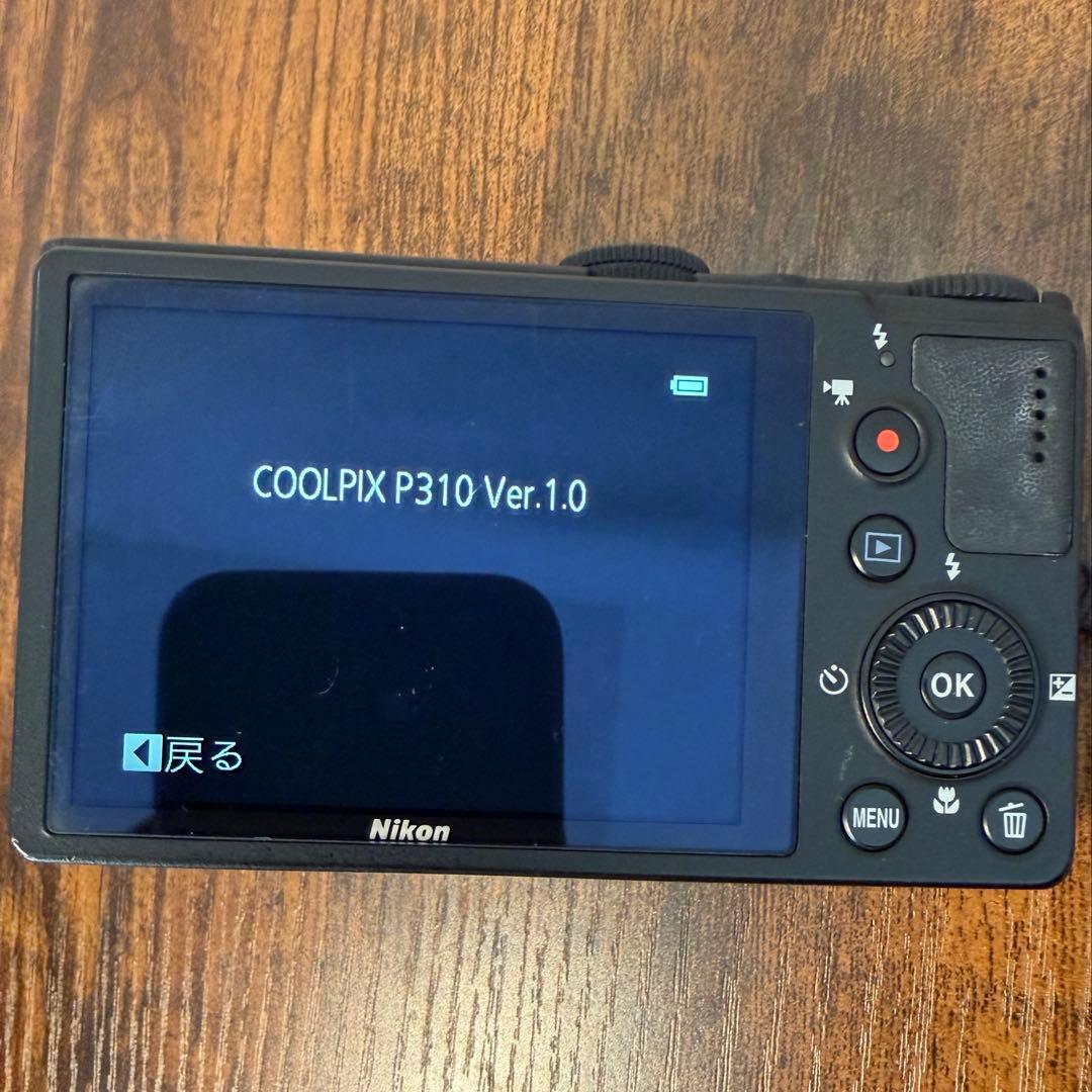 小*ビ様 【ジャンク品】Nikon COOLPIX P310 コンパクトデジタル