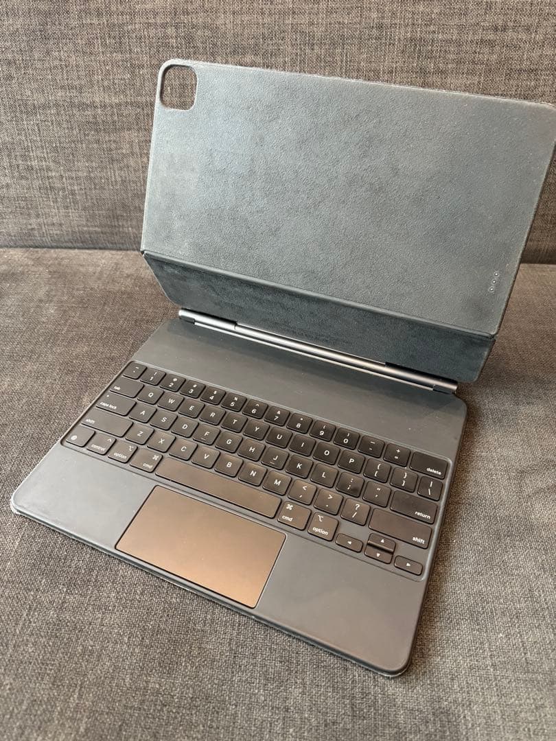 Magic keyboard folio iPad Pro 12.9インチ用