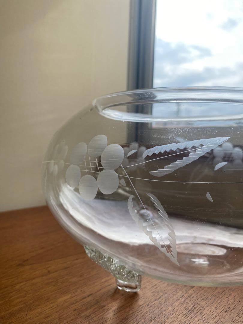 昭和レトロ　脚付金魚鉢