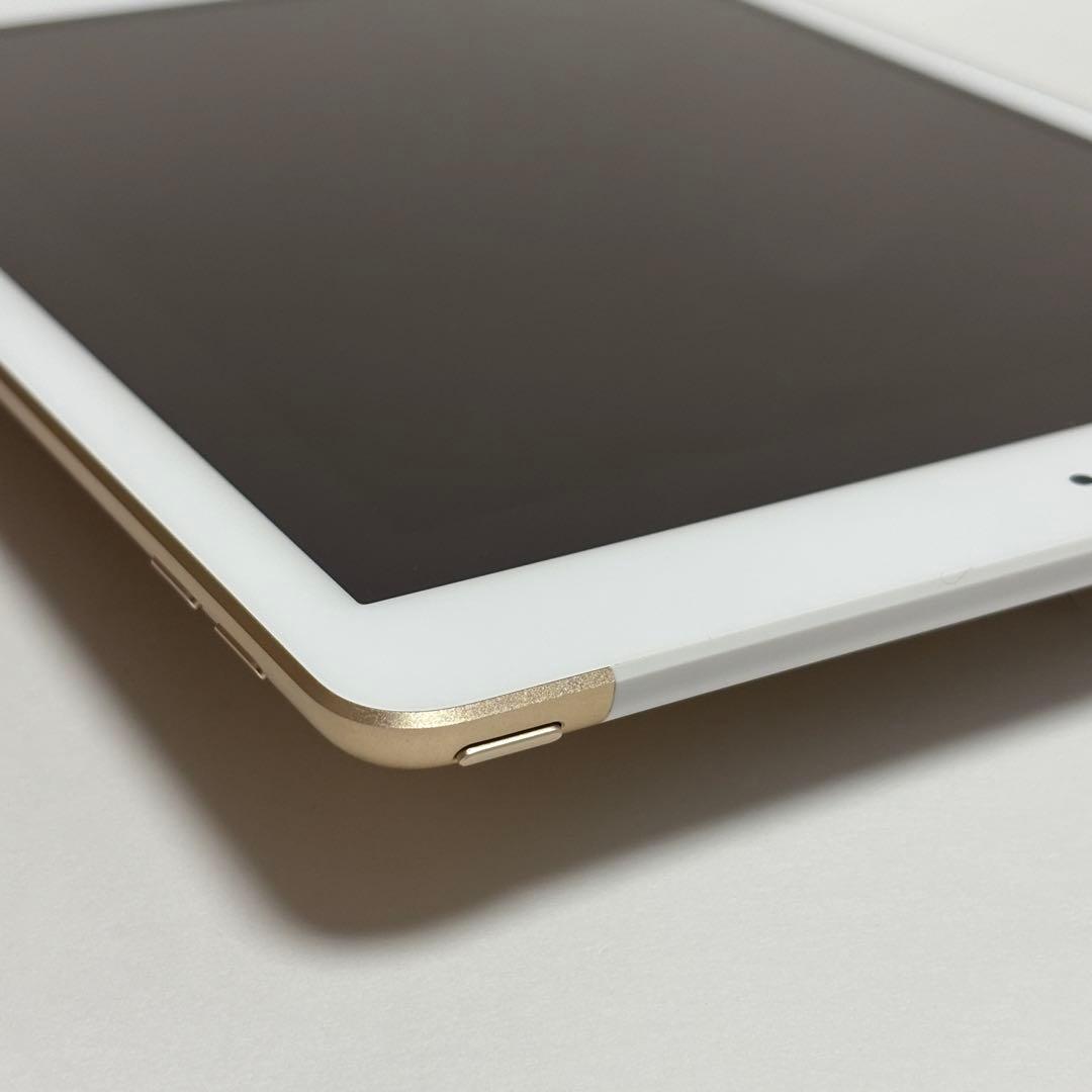 M*様 Apple iPad◆第5世代Wi-Fi+Cellular 128GB/