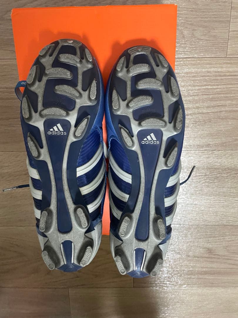 adidas プレデターパルスHG 27.5cm