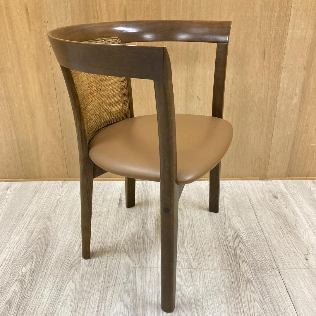 VINO ダイニングチェア　アームチェア　椅子　革製 A