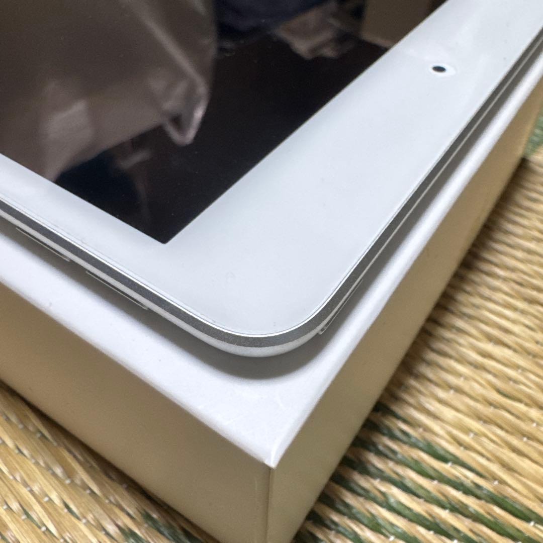 ほぼ未使用Apple iPad mini 64GB シルバー 第5世代