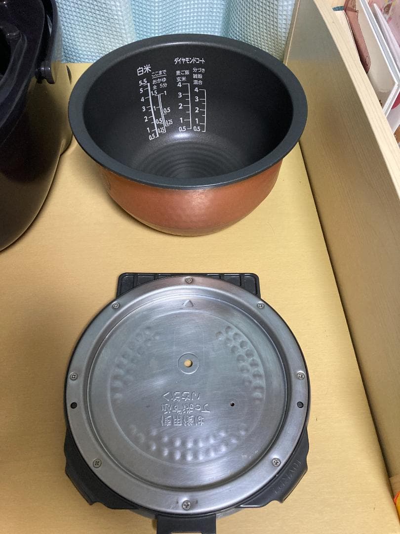 ★★TOSHIBA RC-10VRP 炊飯器 IH 5.5合 2020年製