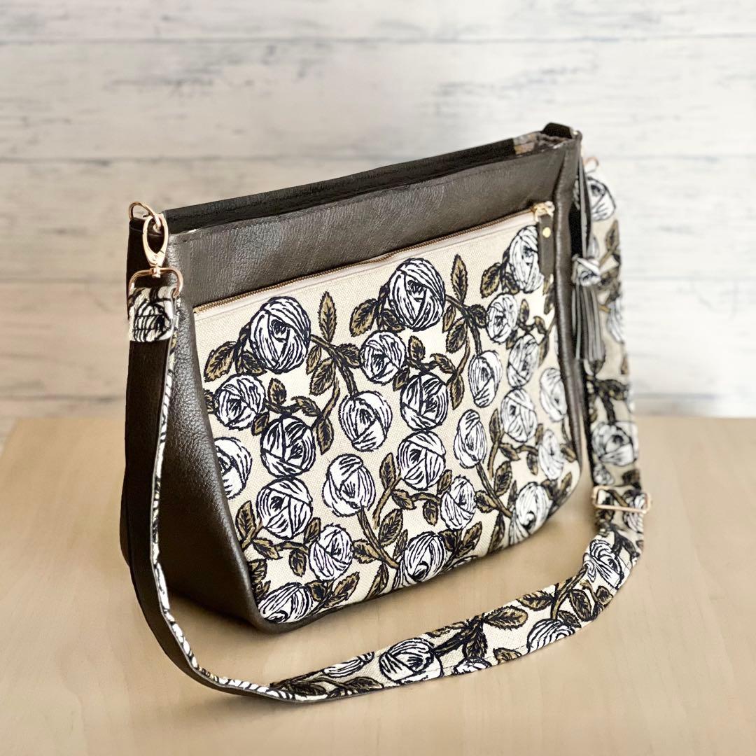 Yuki様　オーダー用　ミナペルホネン&本革 ショルダーバッグ