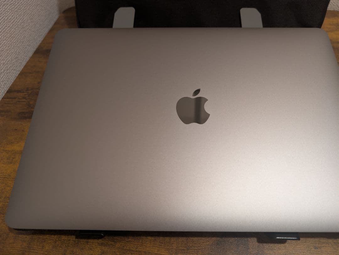 壁*様 Apple MacBook Pro 13インチ M2 2022