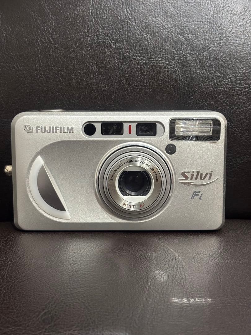 【動作良好】FUJIFILM コンパクトカメラ Silvi Fi