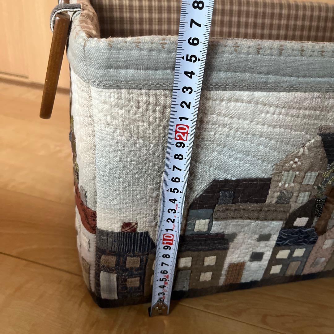 パッチワークの収納ケース